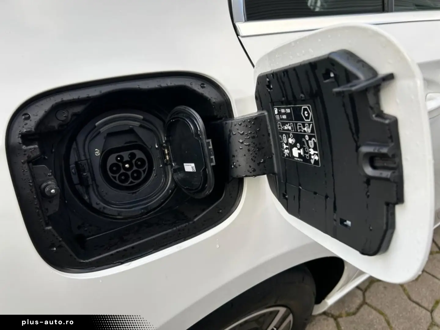 MERCEDES-BENZ A 250 e Progressive Advanced LED Memor&hellip;