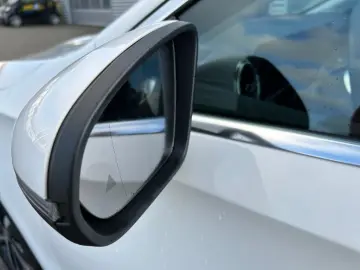 MERCEDES-BENZ A 250 e Progressive Advanced LED Memor&hellip;