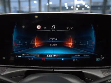 MERCEDES-BENZ C 43 AMG 4Matic AMG-RIDE NIGHT II 1.HAND LM 19