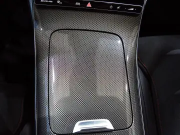 MERCEDES-BENZ C 43 AMG 4Matic AMG-RIDE NIGHT II 1.HAND LM 19