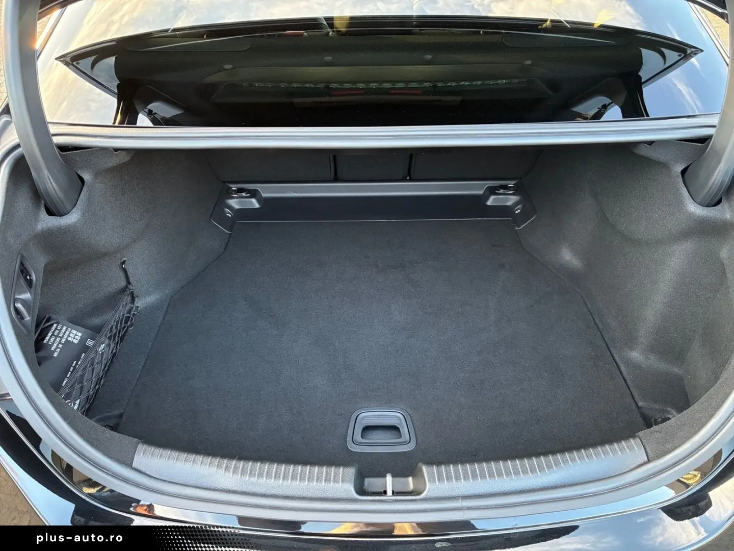 MERCEDES-BENZ AMG C 43 4M CarbonP. DriverP. HUD Nigh&hellip;