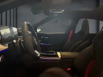 MERCEDES-BENZ AMG C 43 4M DynamicPl. PerformSitz AHK Standh.