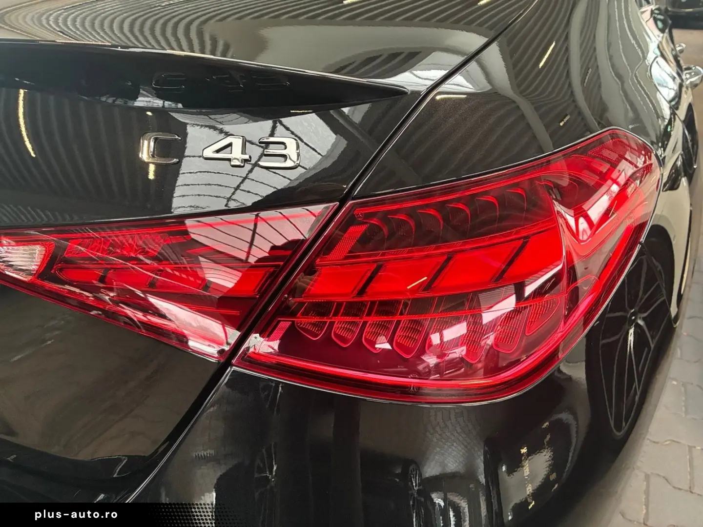 MERCEDES-BENZ AMG C 43 4M DynamicPl. PerformSitz AHK Standh.