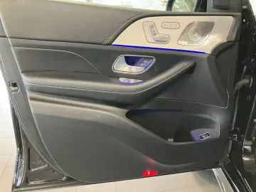 MERCEDES-BENZ GLE 450 4M AMG PANO HuD DISTR AIRMATIC…
