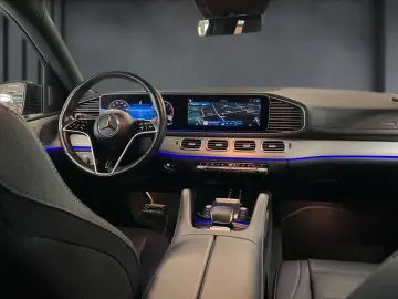 MERCEDES-BENZ GLE 450 4M AMG PANO HuD DISTR AIRMATIC…