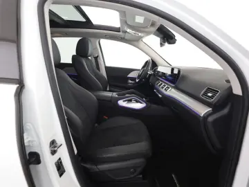 MERCEDES-BENZ GLE 450 4M AMG Night StHzg AHK Pano Ai…