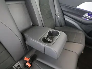 MERCEDES-BENZ GLE 450 4M AMG Night StHzg AHK Pano Ai…