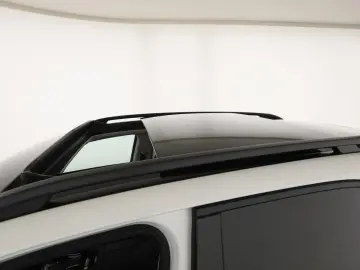 MERCEDES-BENZ GLE 450 4M AMG Night StHzg AHK Pano Ai…