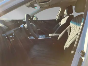 Genesis eG80 AWD Facelift HeadUp