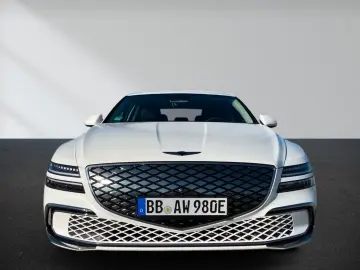 Genesis eG80 AWD Facelift HeadUp