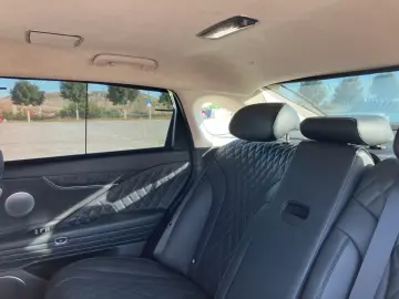 Genesis eG80 AWD Facelift HeadUp