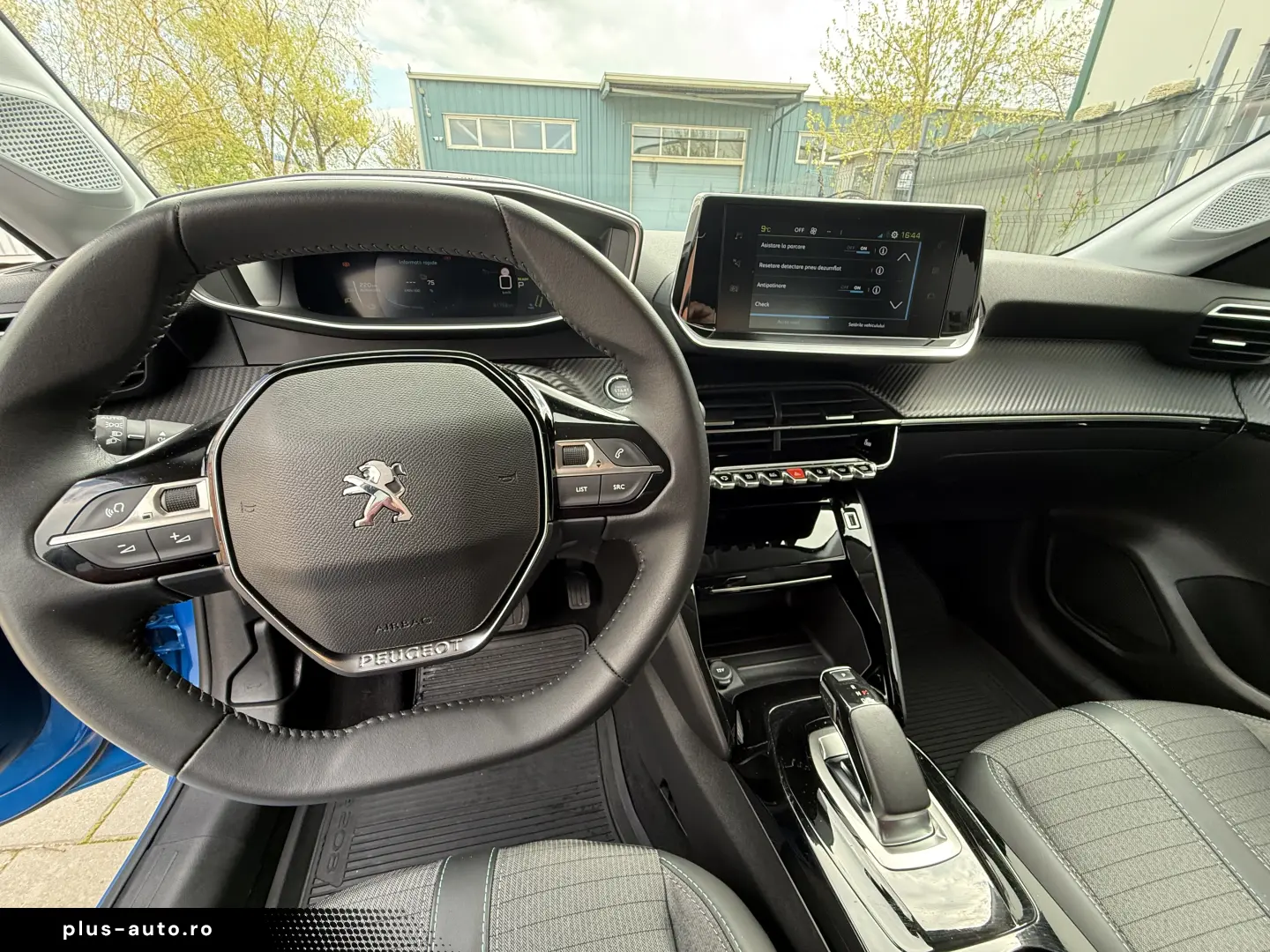 Peugeot E-208 Allure Pack 50kwh 136cp