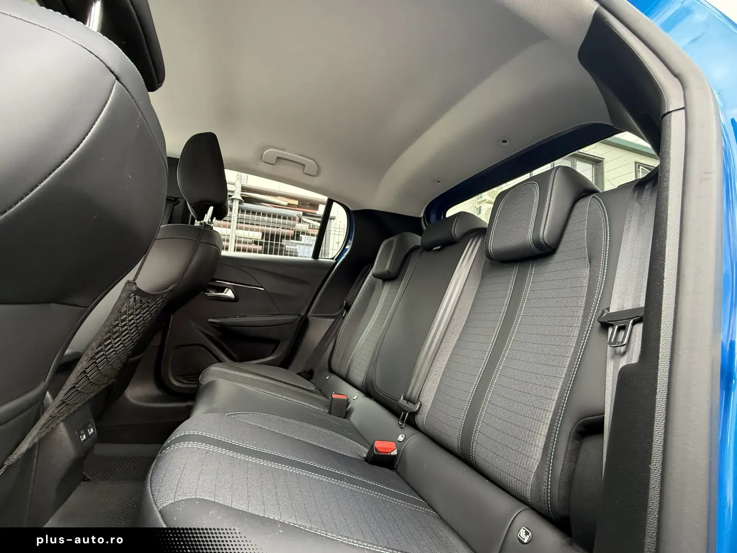 Peugeot E-208 Allure Pack 50kwh 136cp