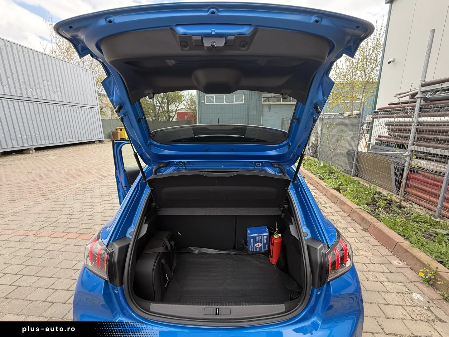 Peugeot E-208 Allure Pack 50kwh 136cp