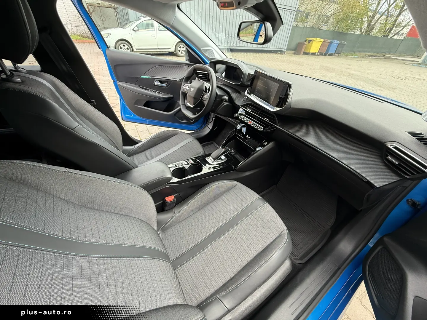 Peugeot E-208 Allure Pack 50kwh 136cp