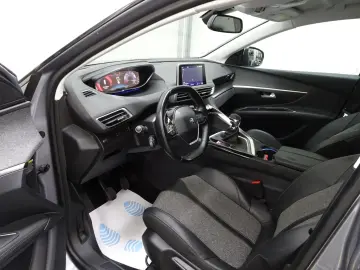 Peugeot 3008 Gen-Ii-2016