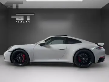 PORSCHE 911 CARRERA 4S