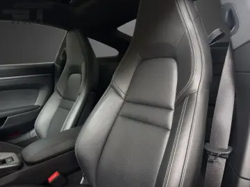 PORSCHE 911 CARRERA 4S