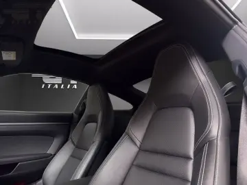 PORSCHE 911 CARRERA 4S