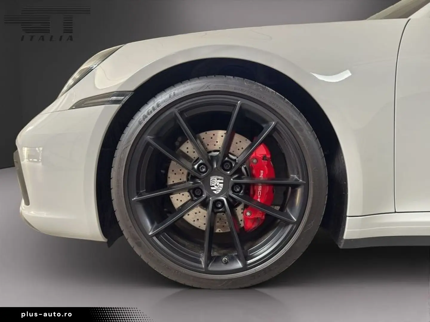 PORSCHE 911 CARRERA 4S