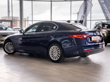 Alfa Romeo Giulia 2.2 DS 150HP