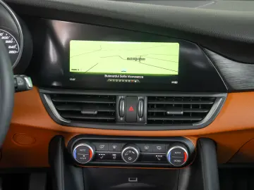 Alfa Romeo Giulia 2.2 DS 150HP