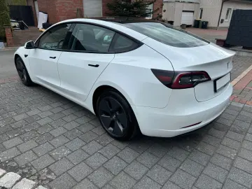 TESLA Model 3 Standard Range  WÄRMEP 96% SOH