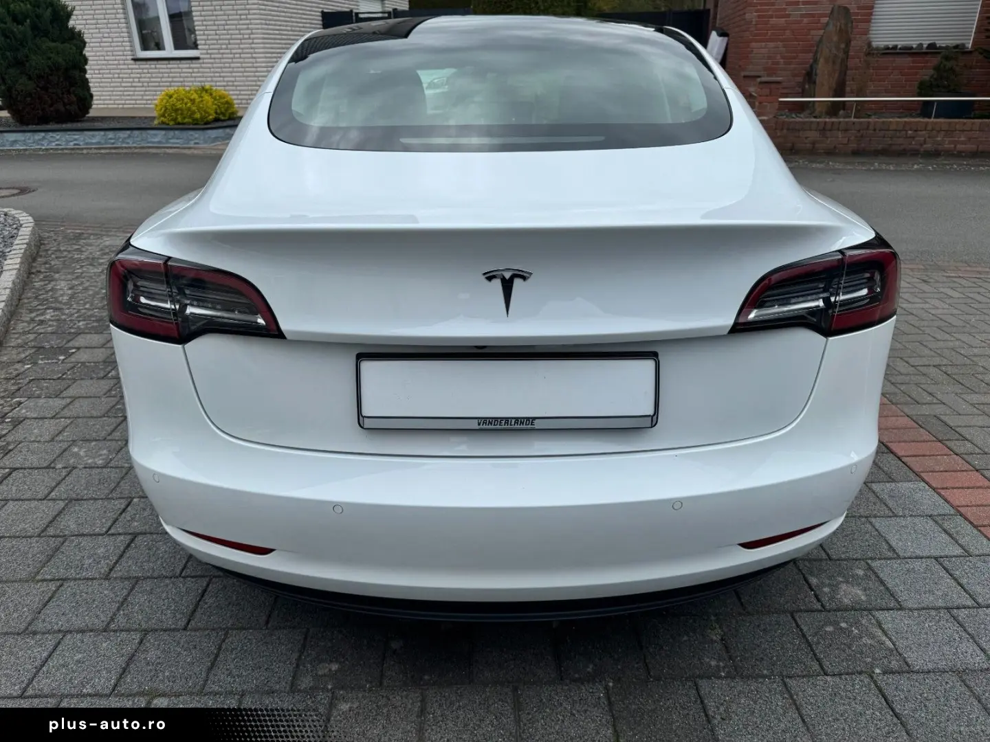 TESLA Model 3 Standard Range  WÄRMEP 96% SOH
