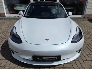 TESLA Model 3 Long Range Dual AWD FSD! Netto 22600€