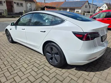 TESLA Model 3 Long Range Dual AWD FSD! Netto 22600€