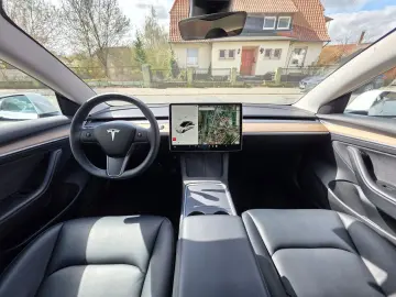 TESLA Model 3 Long Range Dual AWD FSD! Netto 22600€