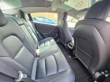 TESLA Model 3 Long Range Dual AWD FSD! Netto 22600€