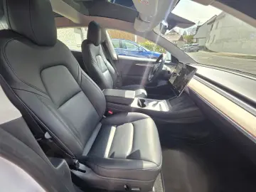 TESLA Model 3 Long Range Dual AWD FSD! Netto 22600€