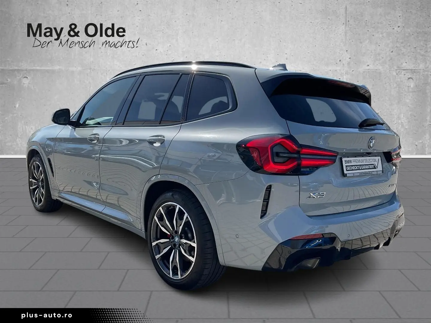 BMW X3 xDrive30e M Paket Leder HUD AHK Pano SHZ PDC