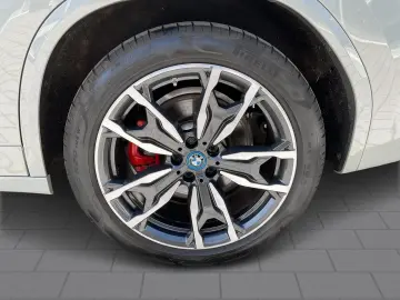 BMW X3 xDrive30e M Paket Leder HUD AHK Pano SHZ PDC