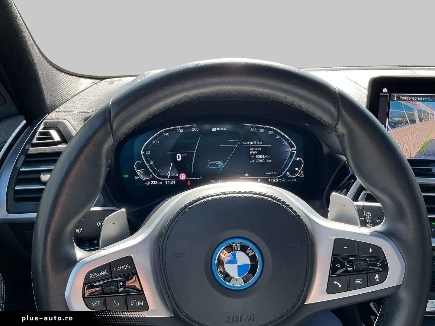 BMW X3 xDrive30e M Paket Leder HUD AHK Pano SHZ PDC
