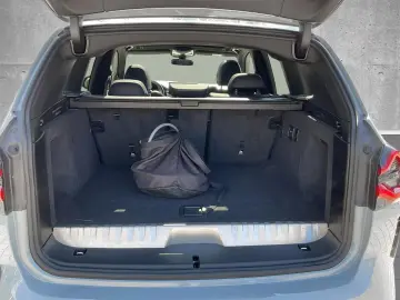 BMW X3 xDrive30e M Paket Leder HUD AHK Pano SHZ PDC