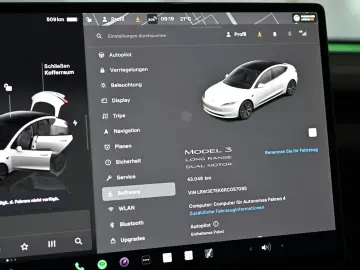 TESLA Model 3 Long Range Dual AWD Pano ACC