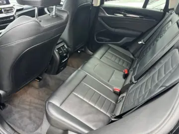 BMW X3 xDrive 20d Head Up Laserlicht El. Panodach Le