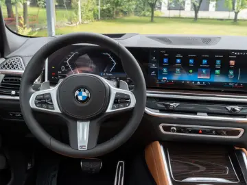 BMW X6 30d M SPORT.DR.ASS.PANO.LUFTF.LED.H K.HUD.360