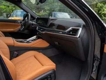 BMW X6 30d M SPORT.DR.ASS.PANO.LUFTF.LED.H K.HUD.360