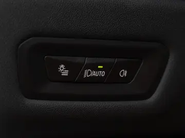 BMW X6 30d M SPORT.DR.ASS.PANO.LUFTF.LED.H K.HUD.360