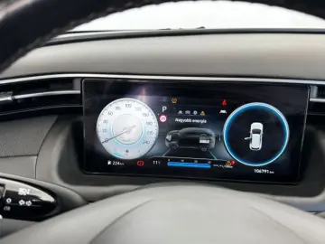 HYUNDAI TUCSON 1.6T-GDi 180CP M-Hybrid Style 7DCT 4WD