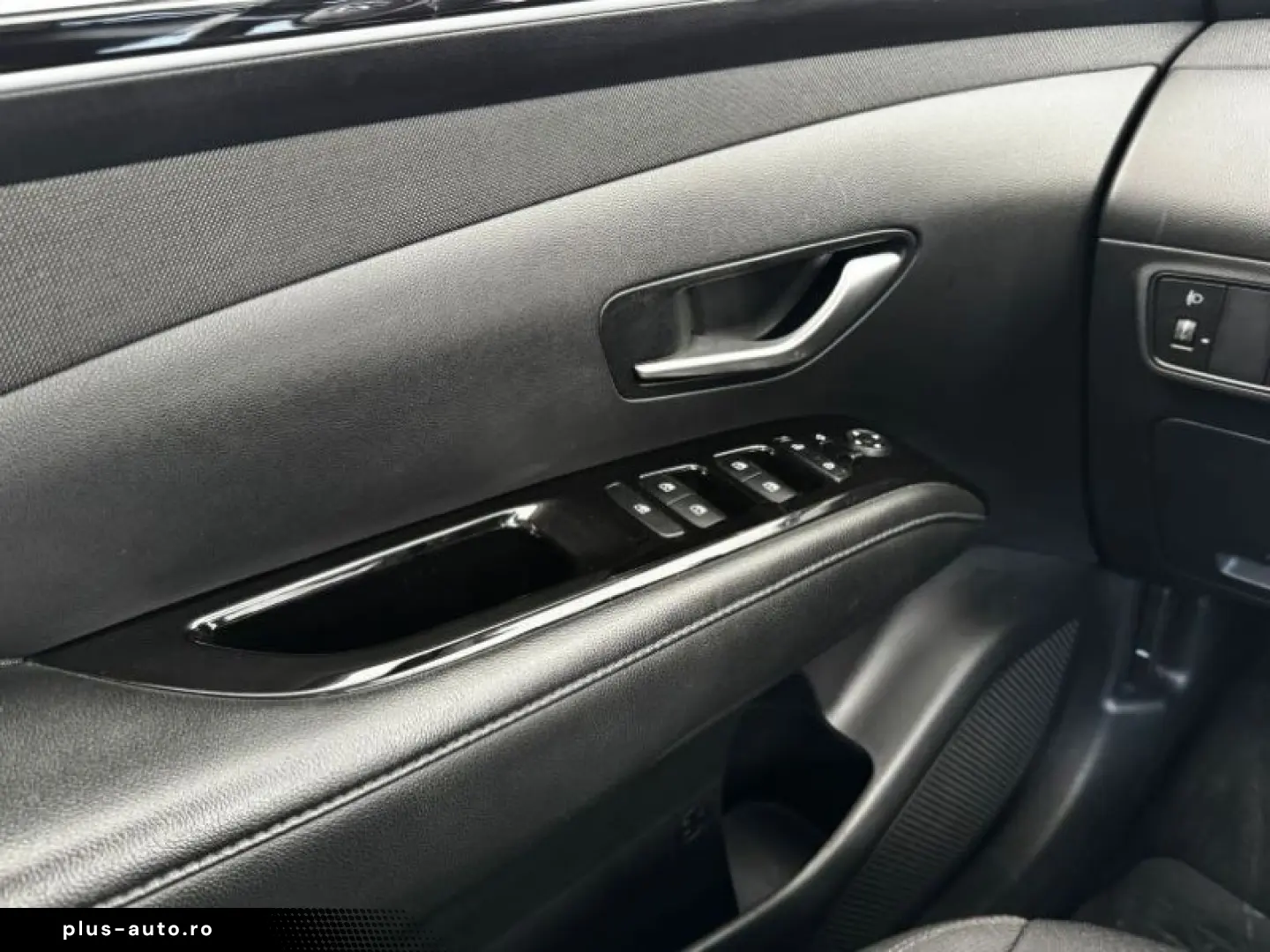 HYUNDAI TUCSON 1.6T-GDi 180CP M-Hybrid Style 7DCT 4WD