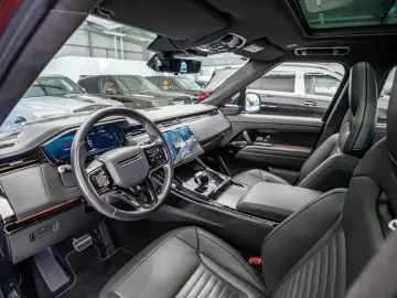 LAND ROVER Range Rover Sport P635 SV Edition  Pano   Carbon