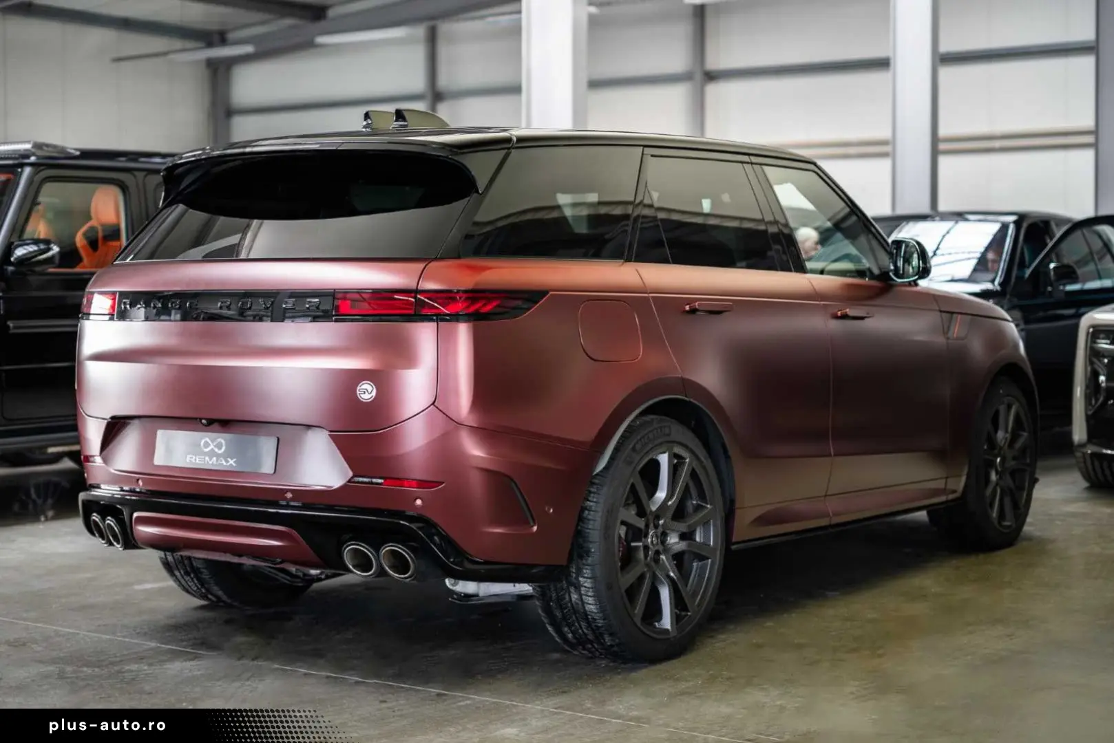 LAND ROVER Range Rover Sport P635 SV Edition  Pano   Carbon
