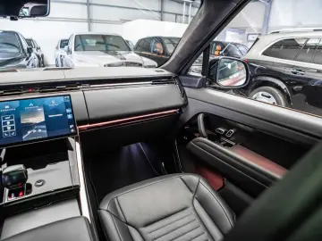 LAND ROVER Range Rover Sport P635 SV Edition  Pano   Carbon
