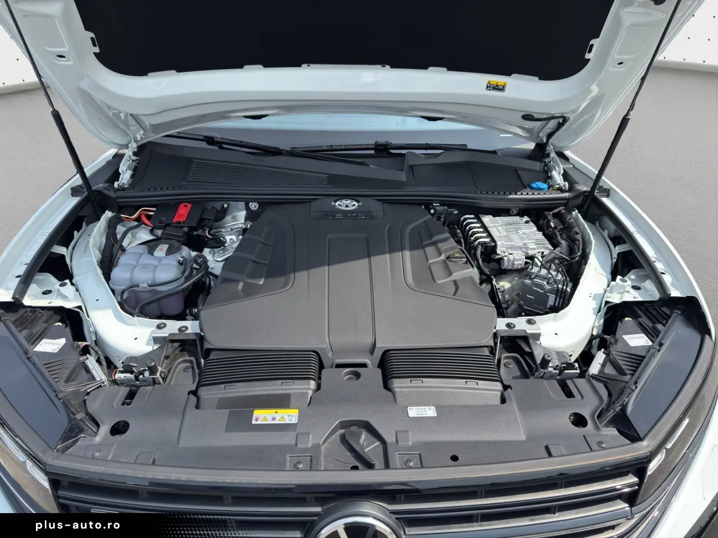 VW Touareg  3.0 V6 TDI R-Line Black-Style LEDER