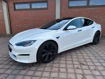 TESLA Model S Plaid  Matrix  Ahzv  4 Rad Luftfahrwerk