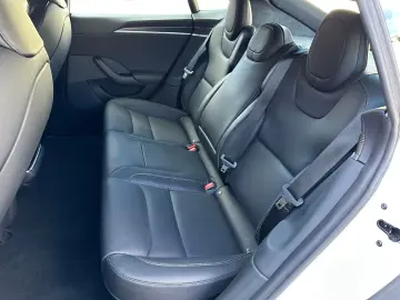 TESLA Model S Plaid  Matrix  Ahzv  4 Rad Luftfahrwerk